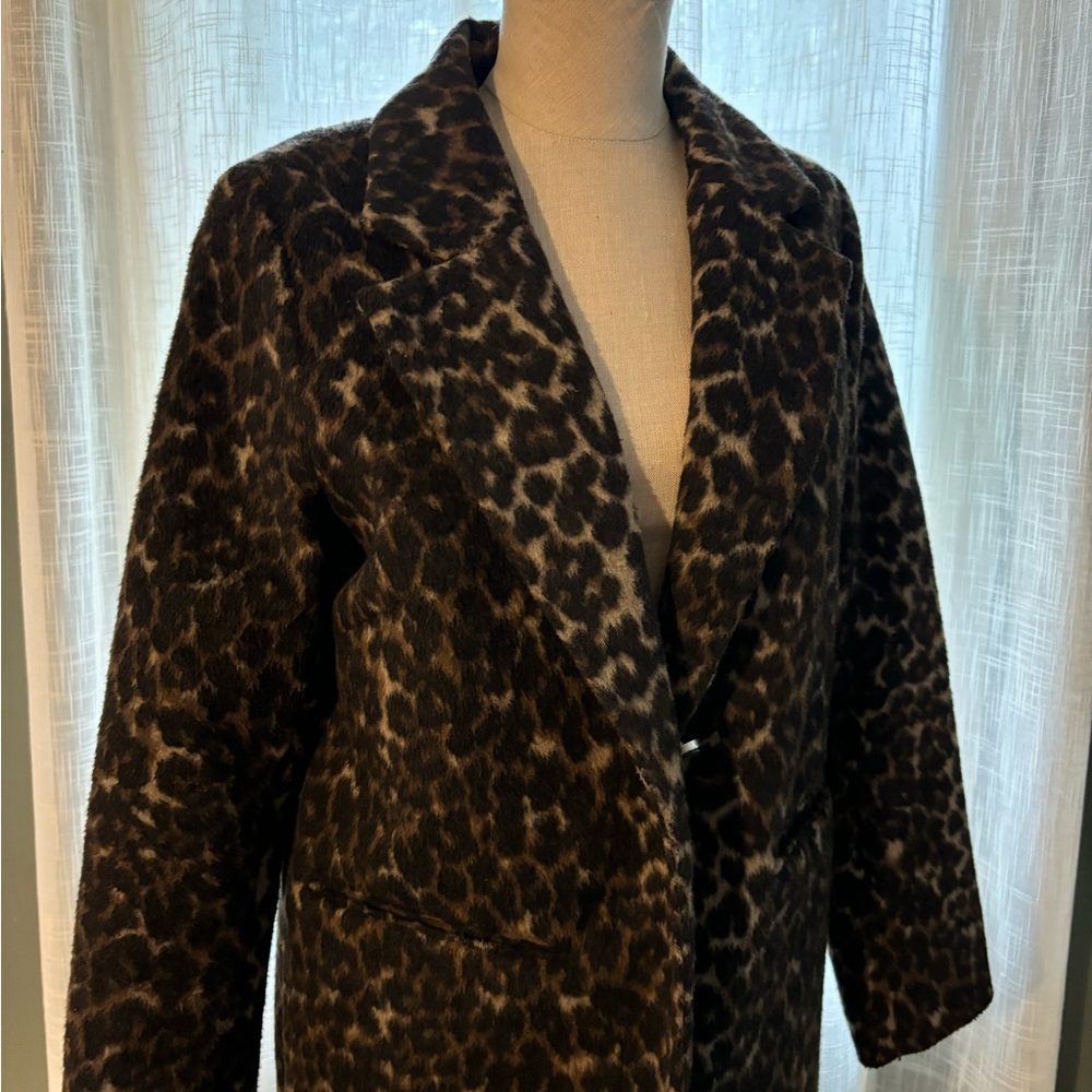 Leopard coat - Picture 3 of 5
